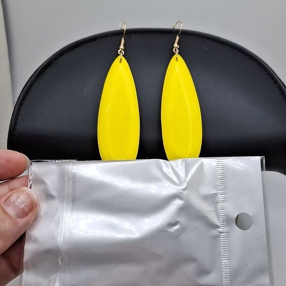 Long Yellow drop earrings tear drop  shape wood jewelry handmade - Picture 4 of 4